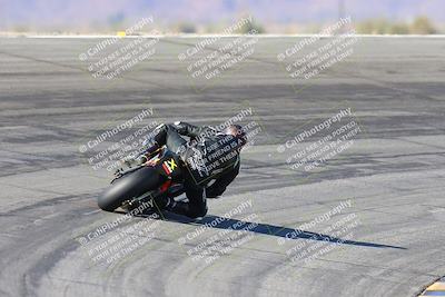 media/Jan-12-2025-CVMA (Sun) [[be1d2b16e3]]/Race 5-Amateur Supersport Open/